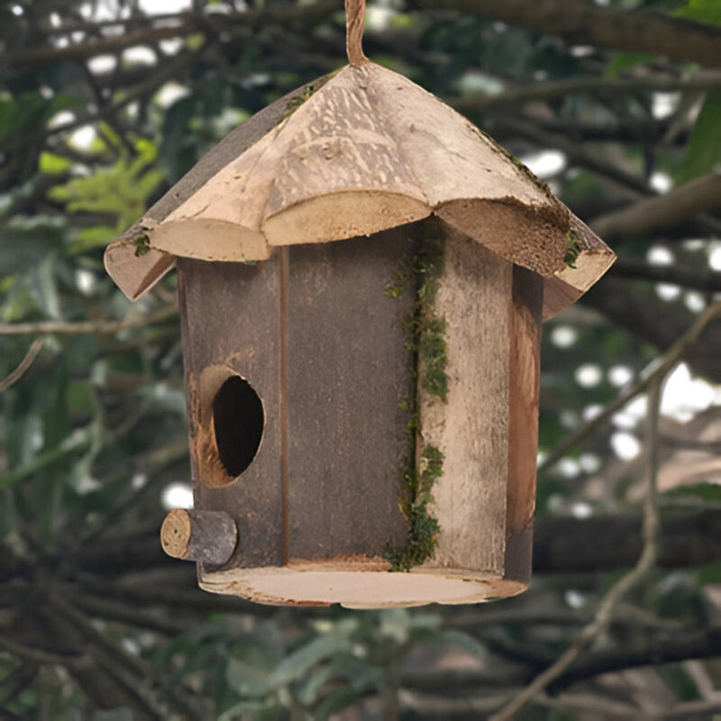 Hölzernes Vogelhaus – Mit Aufhängeband & Naturdeko Design