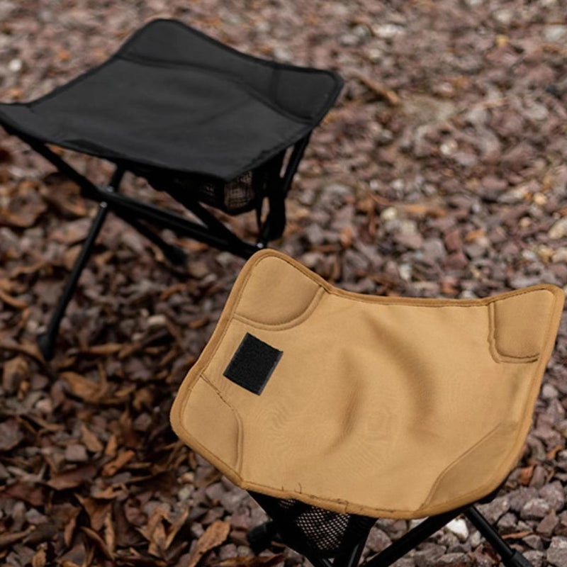 Klappbarer Campinghocker – Tragbar mit Netzablage & Outdoor