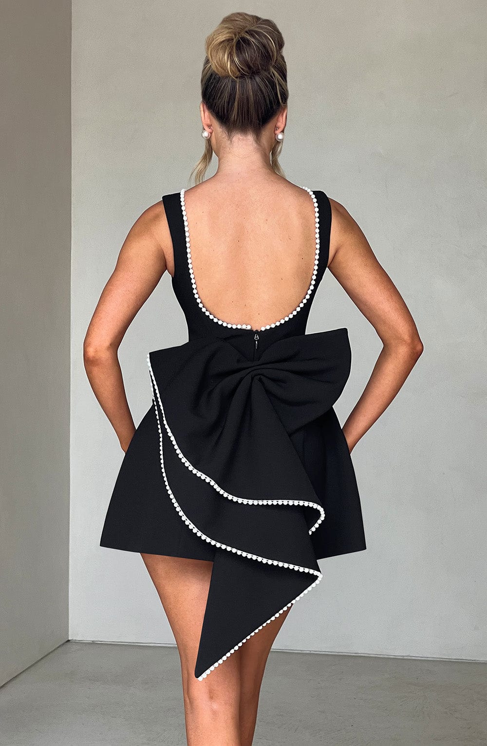 Strukturiertes Minikleid Damen Hochzeitsgast – Texturiert & Kurz Geschnitten