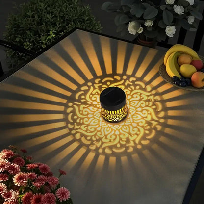 Solar-Laterne mit Schattenmuster – IP65 & Dekorativ für Garten