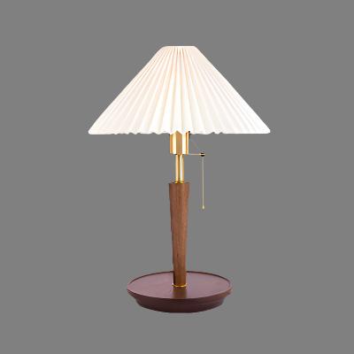 Vintage Tischlampe | Plissiertes Holz Design 0