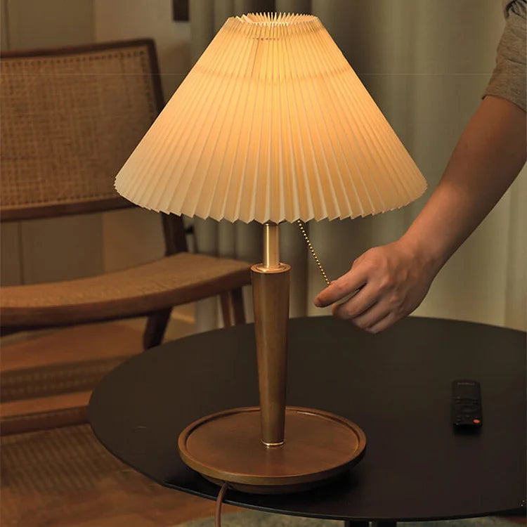 Vintage Tischlampe | Plissiertes Holz Design 3