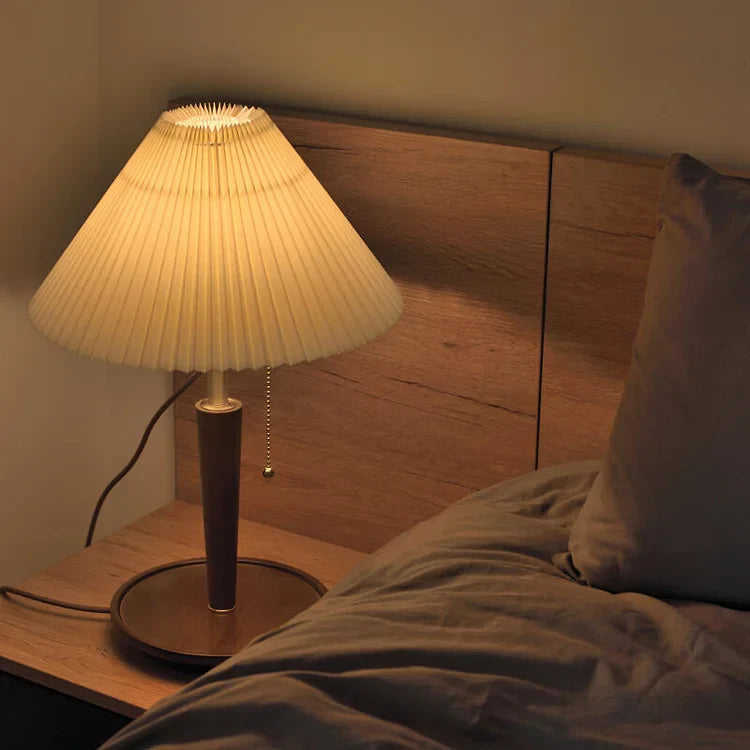 Vintage Tischlampe | Plissiertes Holz Design 4