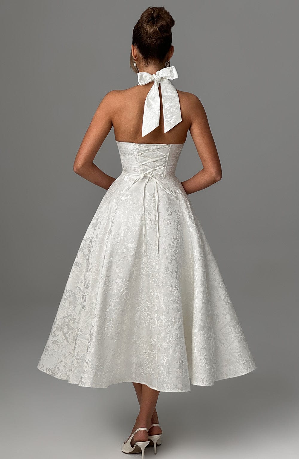 Neckholder Midikleid Damen Hochzeitsgast – Rückenfrei & Tailliert