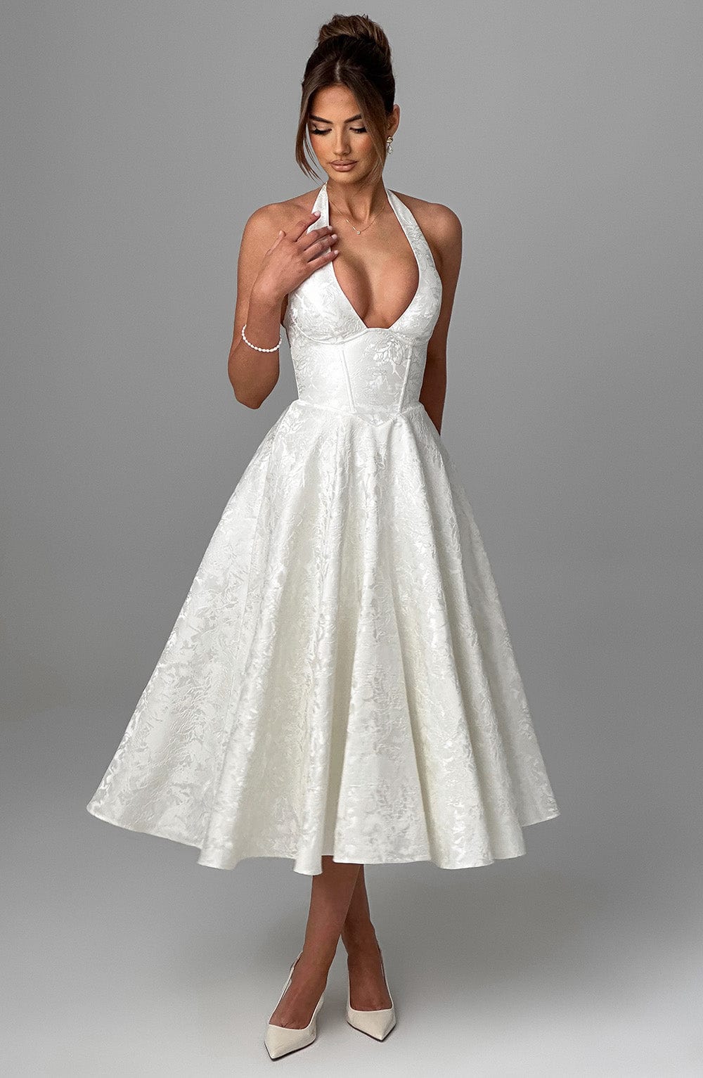 Neckholder Midikleid Damen Hochzeitsgast – Rückenfrei & Tailliert