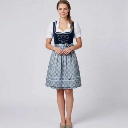 Dirndl mit Rüschenbluse und Schürze – Bild 5