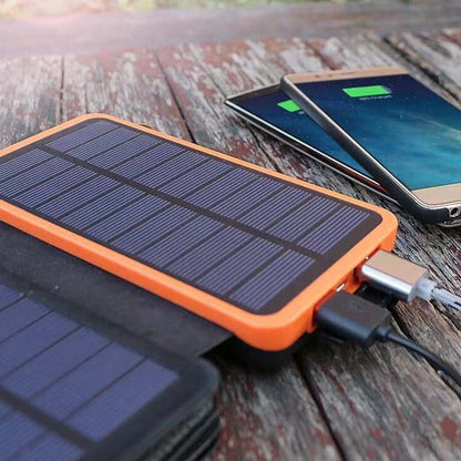 Solar-Powerbank – 4 Panels 3 USB-Ausgänge & Outdoor Laden