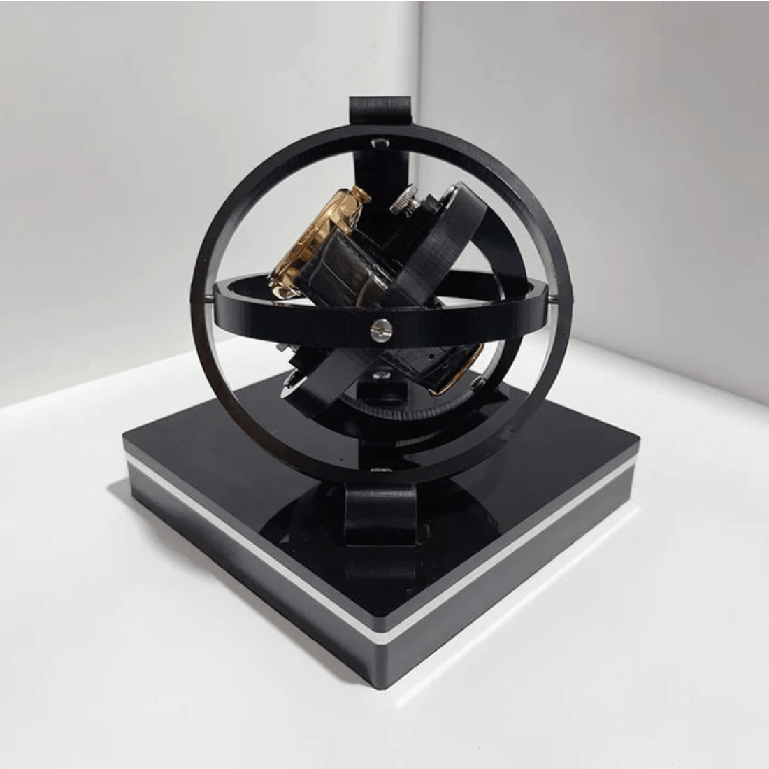 Automatischer Uhrenbeweger – Luxus Holzgehäuse & Stille Rotation